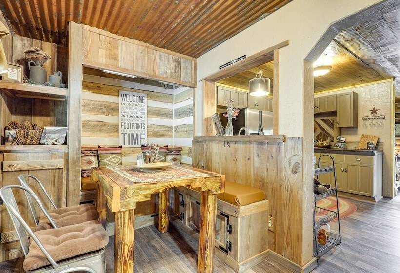 Jemez Springs Cabin W/ Stunning Mtn Views!