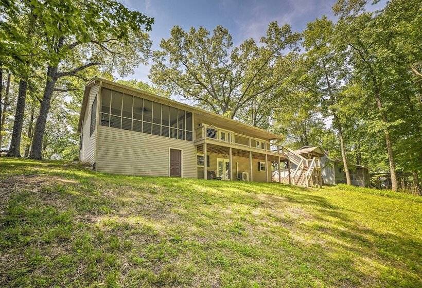 Lake Barkley Waterfront Home W/ Deck & Boat Dock!