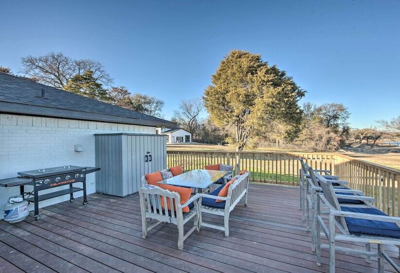 Lakefront Gun Barrel City Home W/ 5 Acres!