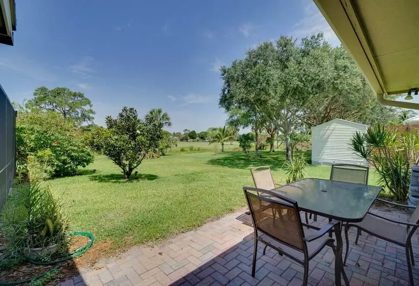 Lakewood Park Retreat On Fairway   4 Mi To Beach!