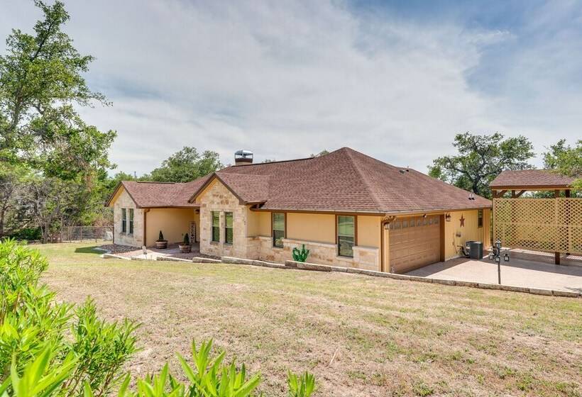 Lodge At Rocky Creek  W/ Private Hot Tub & Yard!