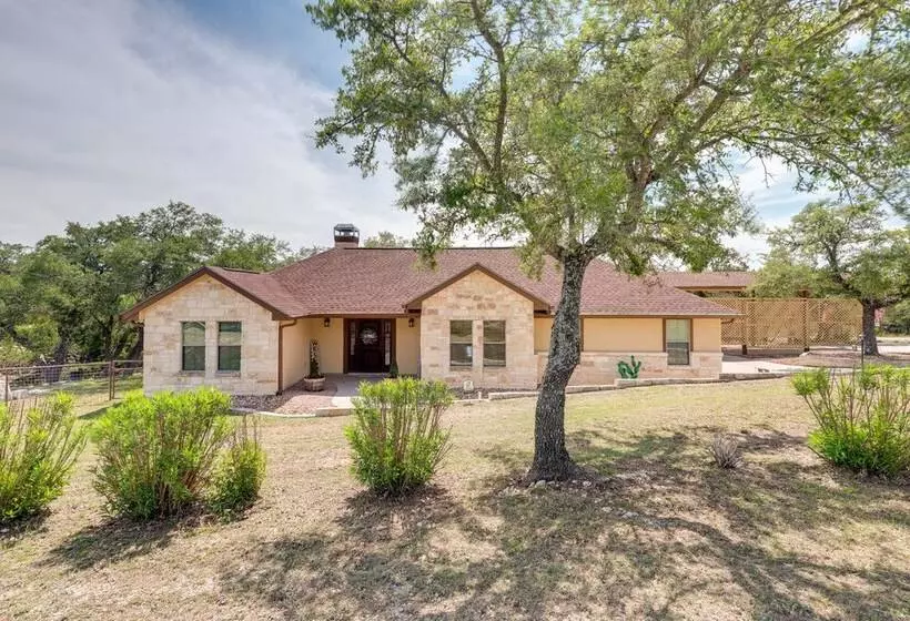 Lodge At Rocky Creek  W/ Private Hot Tub & Yard!