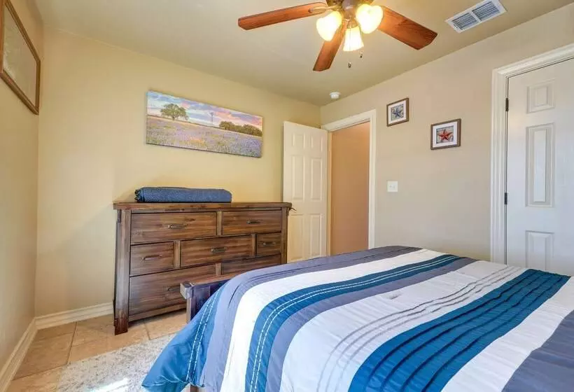 Lodge At Rocky Creek  W/ Private Hot Tub & Yard!