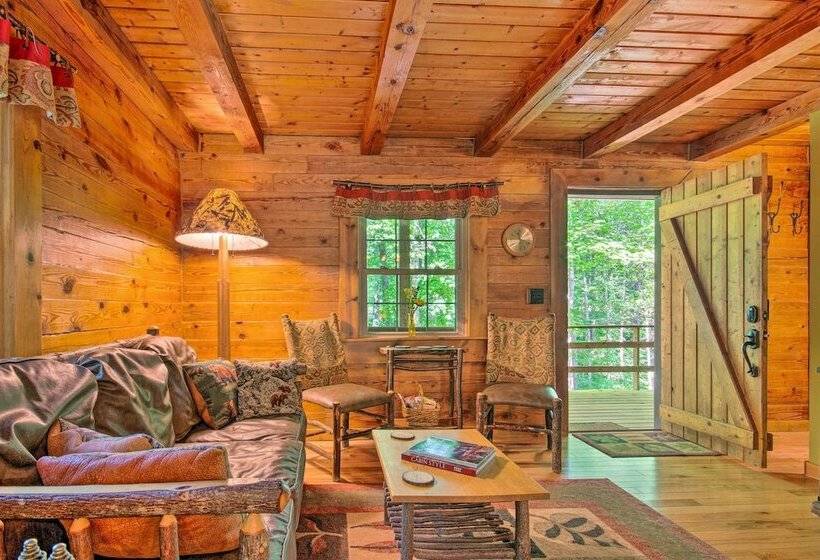Log Cabin In The Woods W/ Deck, Game Room, Hot Tub