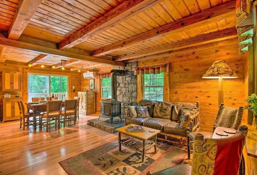 Log Cabin In The Woods W/ Deck, Game Room, Hot Tub