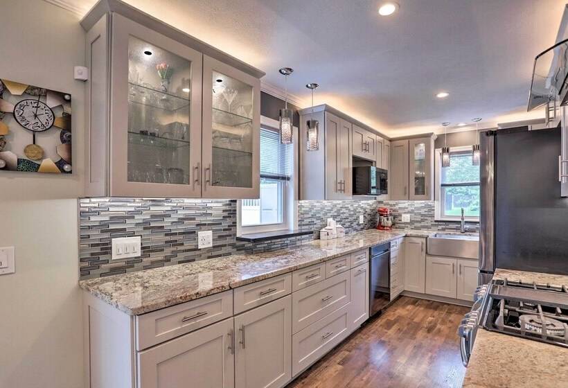 Parma Heights Home W/ Private Yard & Pergola