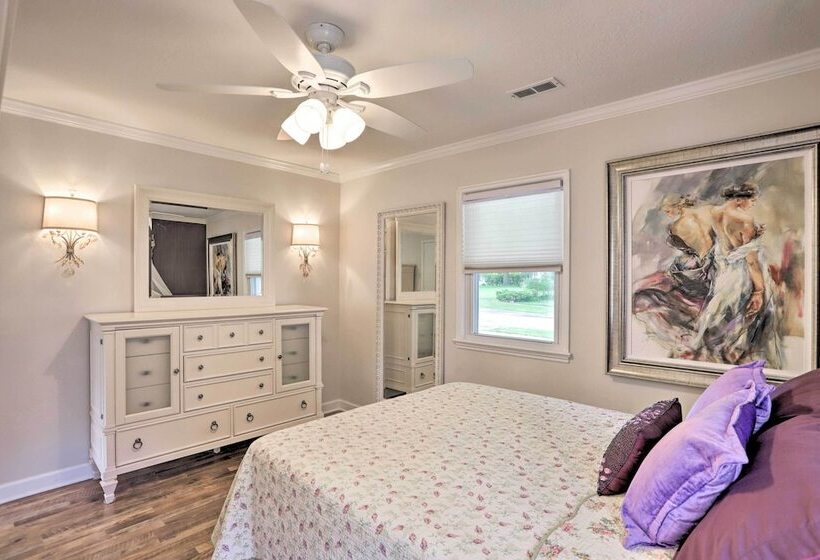 Parma Heights Home W/ Private Yard & Pergola