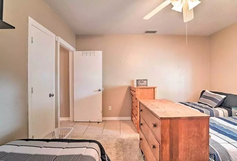 Pet Friendly Auburndale House W/ Lake Views!