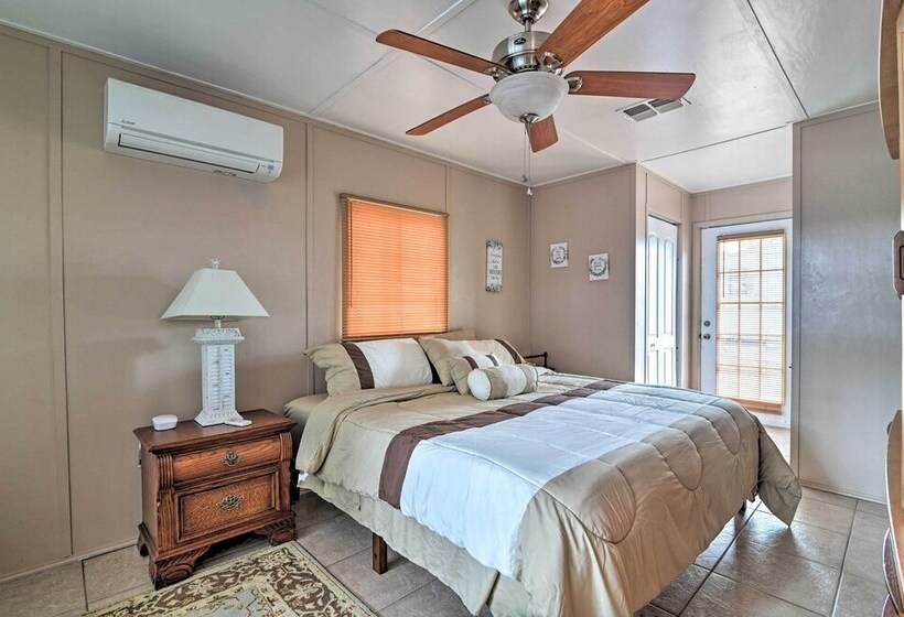 Pet Friendly Auburndale House W/ Lake Views!