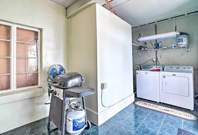 Pet Friendly Auburndale House W/ Lake Views!