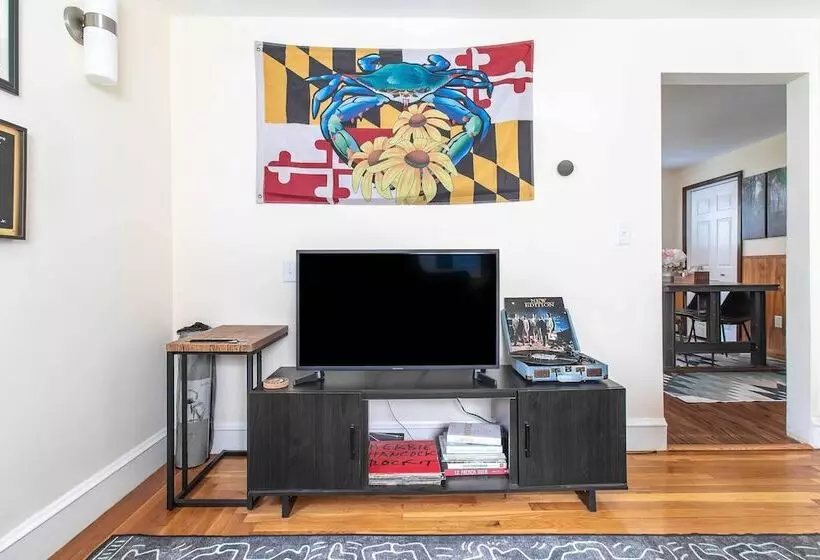 Pet Friendly Cranston Home W/ Fire Pit & Bbq!