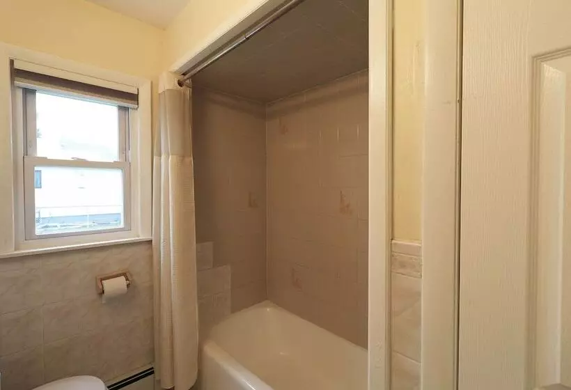 Pet Friendly Cranston Home W/ Fire Pit & Bbq!