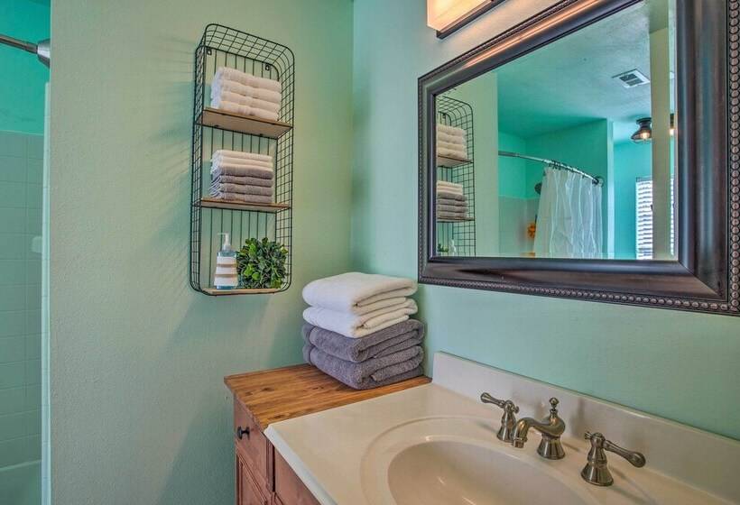 Pottsboro Home W/ Fire Pit < 1 Mi To Lake Texoma!