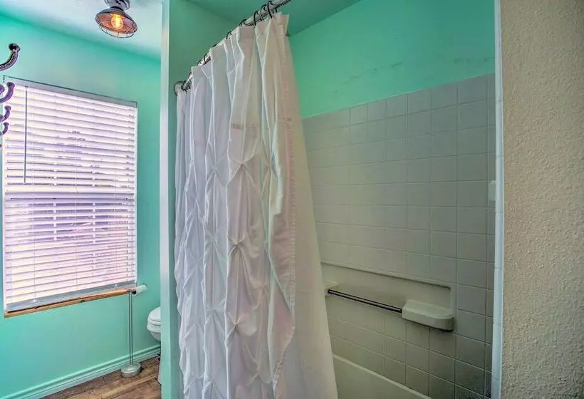 Pottsboro Home W/ Fire Pit < 1 Mi To Lake Texoma!