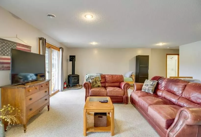 Private Lakefront Retreat W/ Hot Tub, Deck & Views