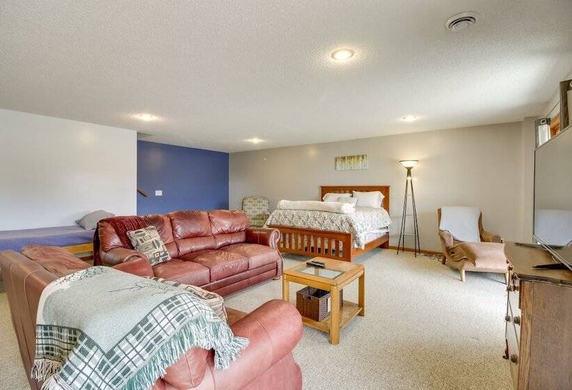 Private Lakefront Retreat W/ Hot Tub, Deck & Views