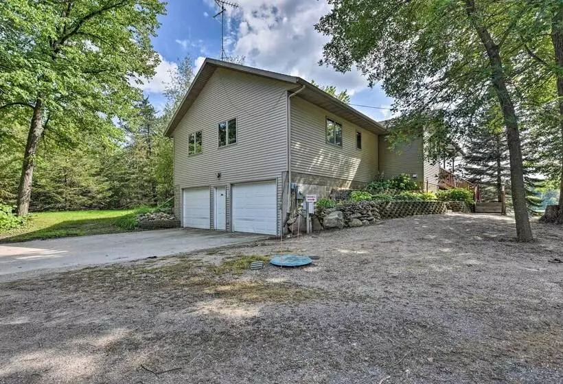 Private Lakefront Retreat W/ Hot Tub, Deck & Views