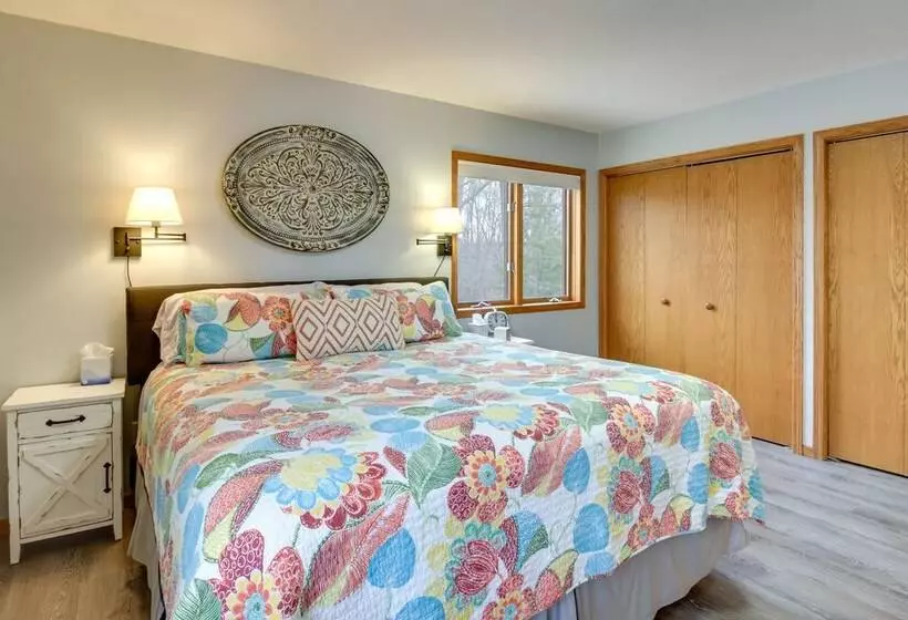 Private Lakefront Retreat W/ Hot Tub, Deck & Views