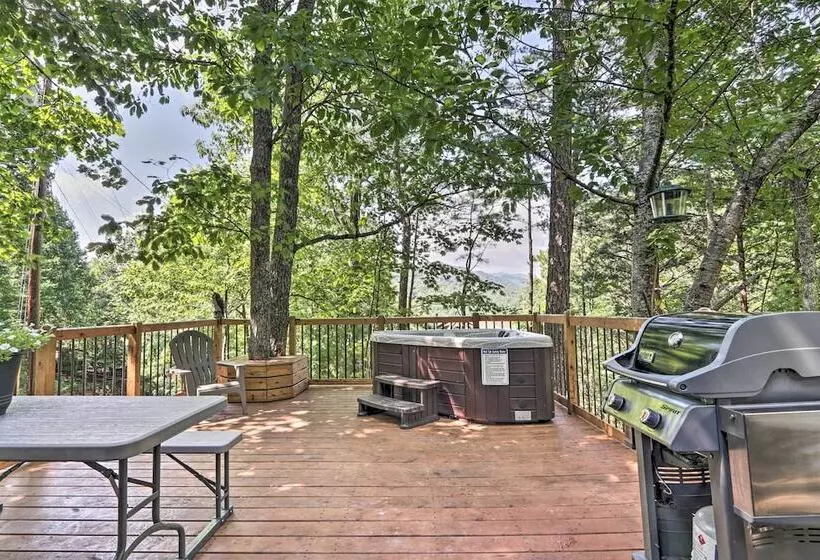 Mtn View Cabin W/ Hot Tub In Sevierville!