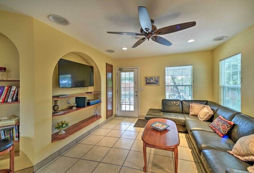 San Antonio House W/private Pool, Spa & Grill