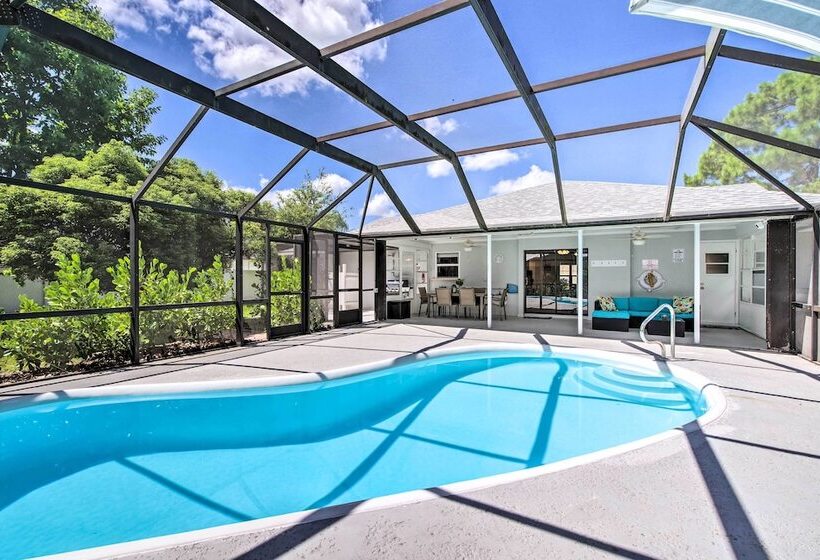 Bright Sebastian Home W/ Pool ~ 7 Mi To Beach!