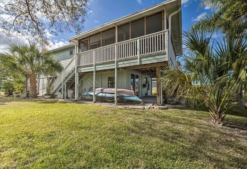 Serene Hudson Home On Canal W/ Direct Gulf Access