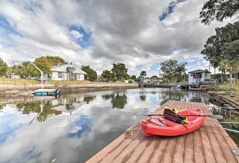 Serene Hudson Home On Canal W/ Direct Gulf Access