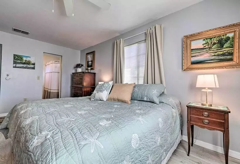 Serene Hudson Home On Canal W/ Direct Gulf Access