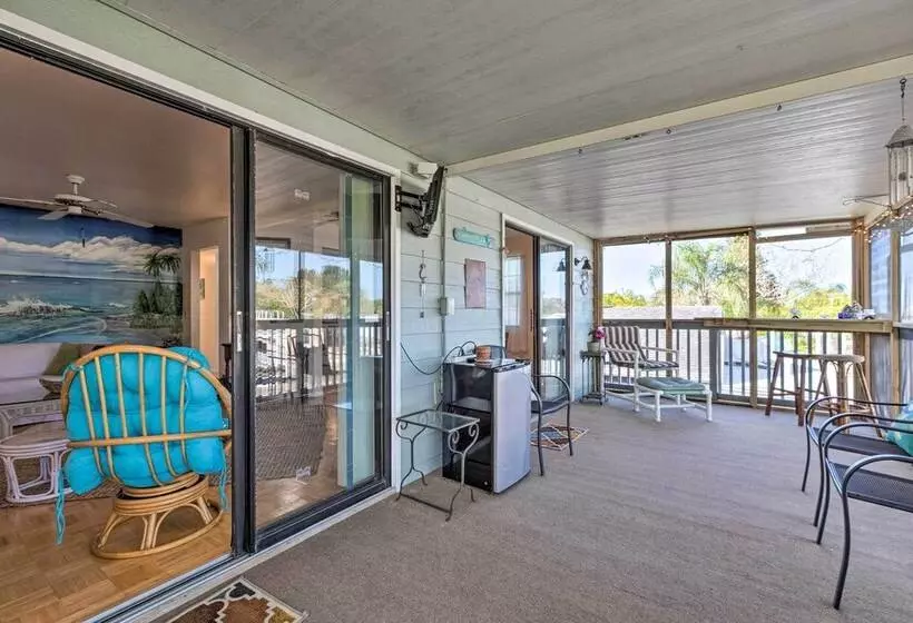 Serene Hudson Home On Canal W/ Direct Gulf Access