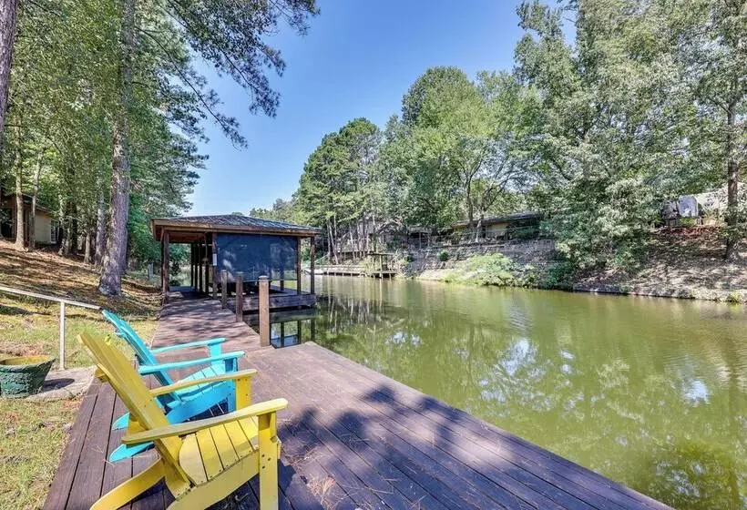 Serene Lake Hamilton Hideaway W/ Private Dock