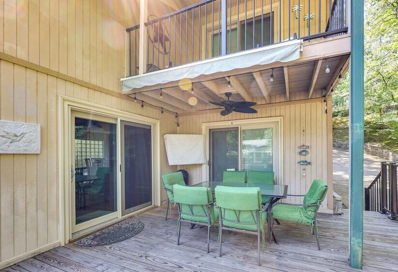 Serene Lake Hamilton Hideaway W/ Private Dock