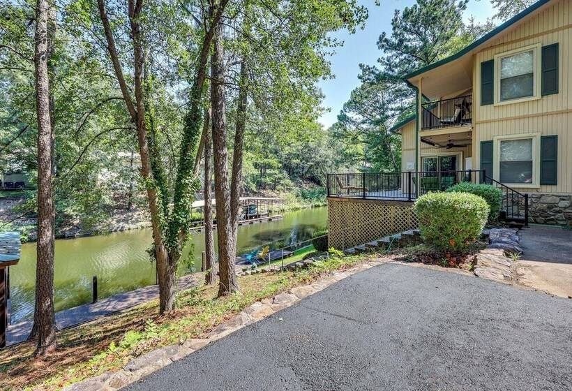 Serene Lake Hamilton Hideaway W/ Private Dock
