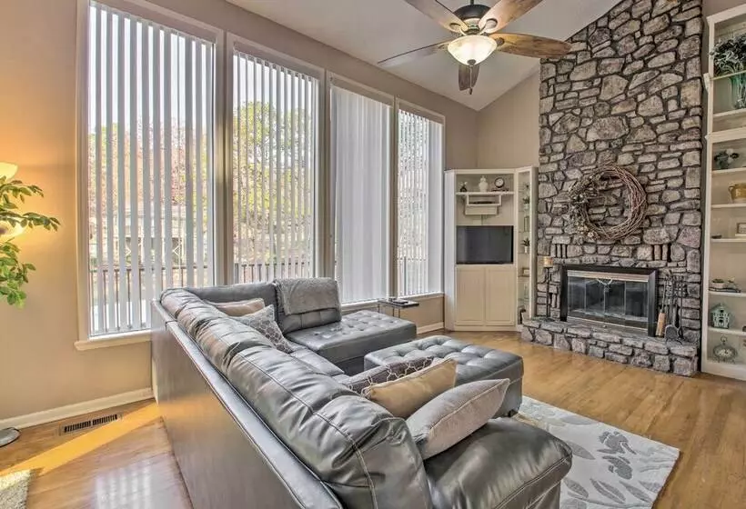 Serene Lake Hamilton Hideaway W/ Private Dock