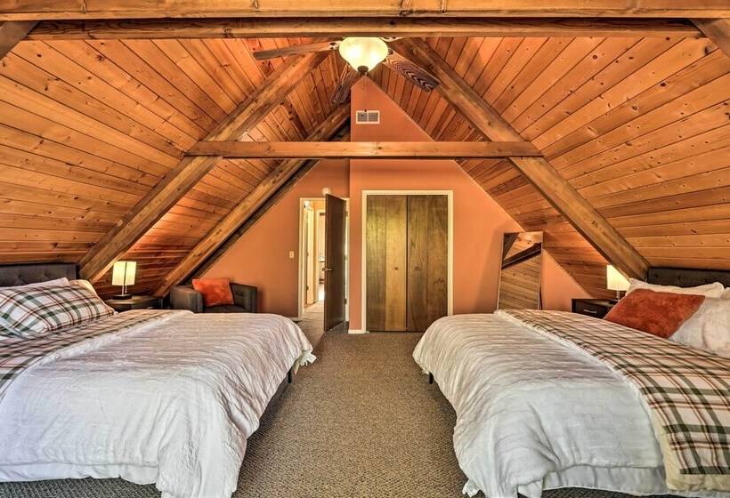 Spacious Groveland Cabin W/ Wraparound Deck!