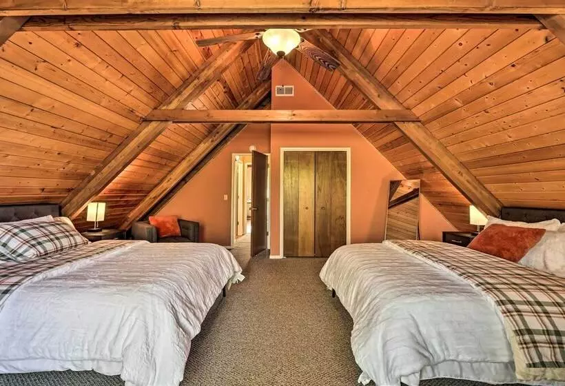 Spacious Groveland Cabin W/ Wraparound Deck!