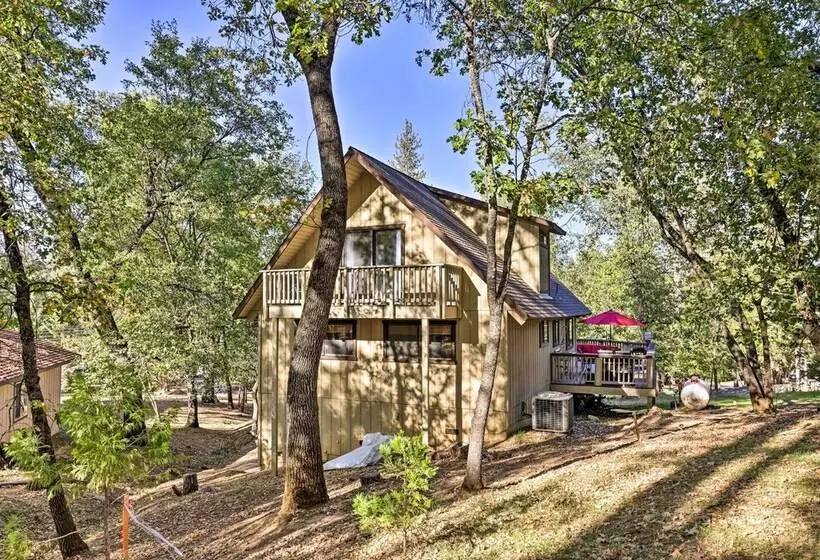 Spacious Groveland Cabin W/ Wraparound Deck!