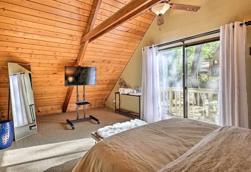 Spacious Groveland Cabin W/ Wraparound Deck!