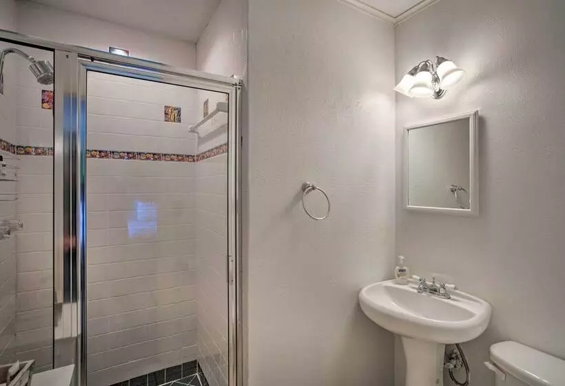 Dock & Fire Pit: Waterfront Cedar Creek Lake Home