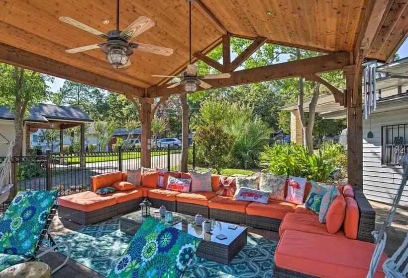 Dock & Fire Pit: Waterfront Cedar Creek Lake Home