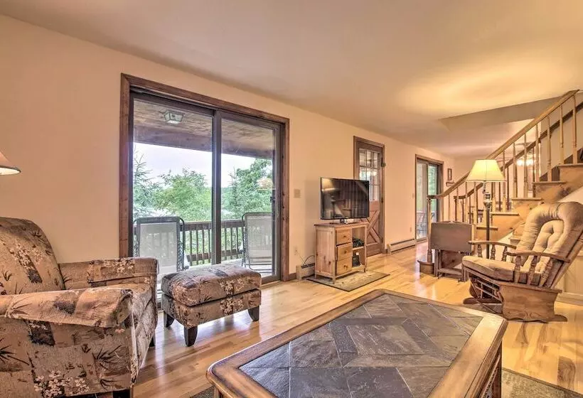 Waterfront New England House On Wickaboag Lake!