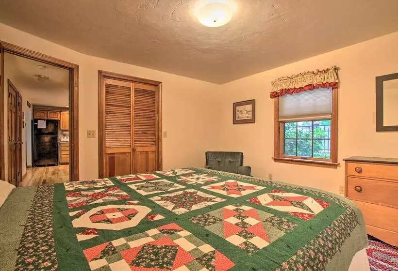 Waterfront New England House On Wickaboag Lake!