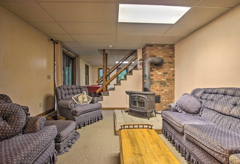 Waterfront New England House On Wickaboag Lake!