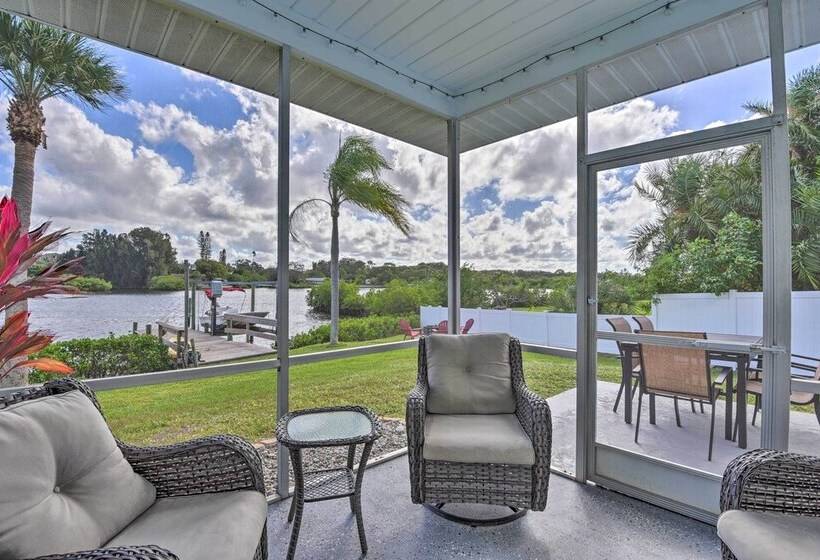 Waterfront Nokomis Escape W/ Dock, Kayaks & Bikes!