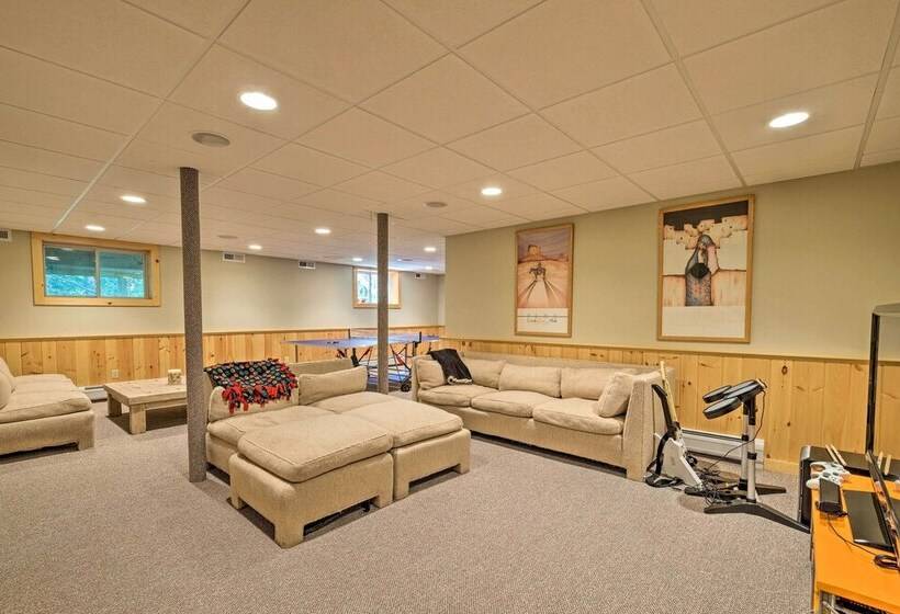 West Dover Home W/ Deck, Grill & Ev Outlet