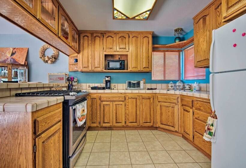 Woodland Family Escape W/ Deck In San Emigdio Mtns