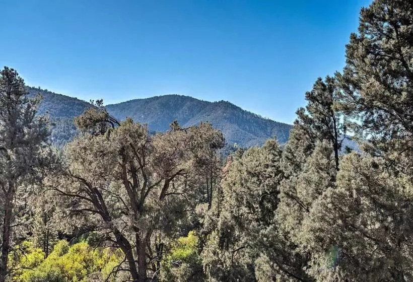 Woodland Family Escape W/ Deck In San Emigdio Mtns
