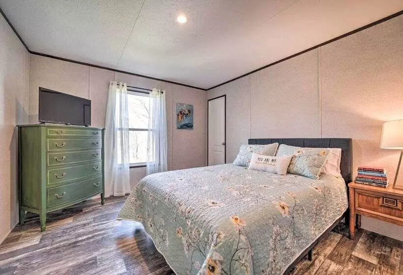 Asheville Area Home Near Blue Ridge Mountains