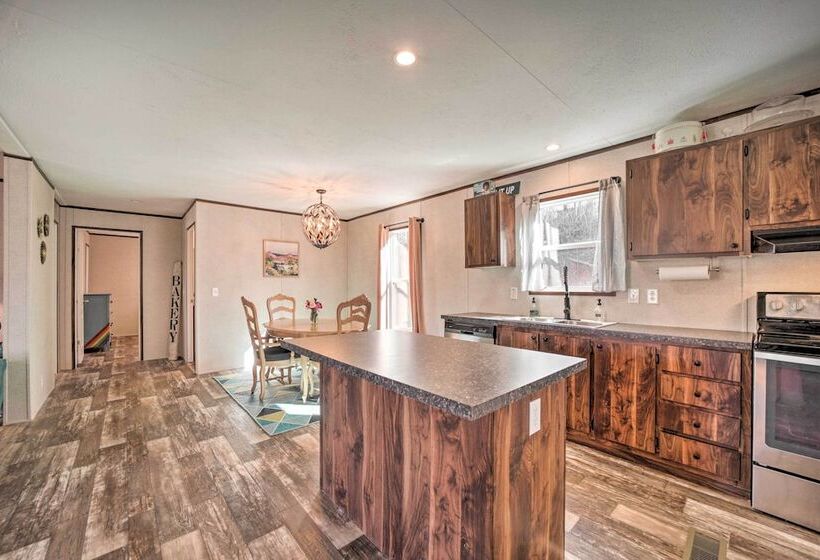 Asheville Area Home Near Blue Ridge Mountains