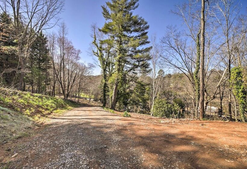 Asheville Area Home Near Blue Ridge Mountains