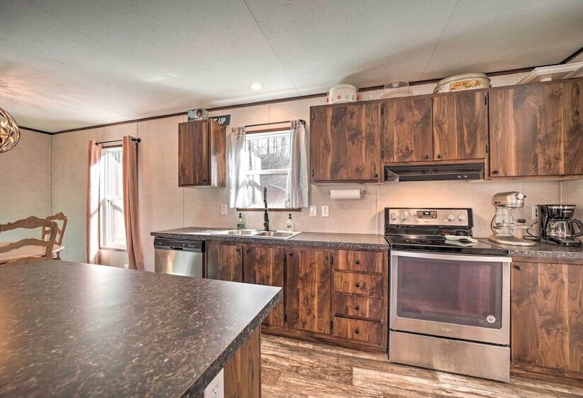 Asheville Area Home Near Blue Ridge Mountains